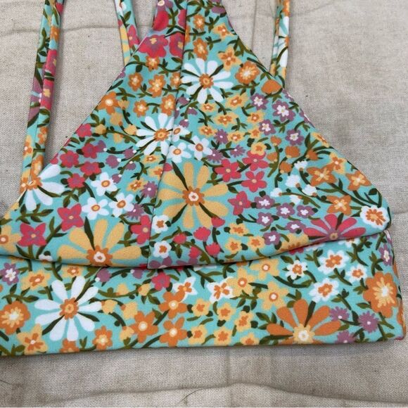 Kulani Kinis Brand Floral Triple Straps Bikini Top Size Small - Picture 8 of 9